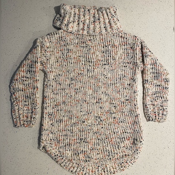 Cozy Knit Turtleneck Sweater - Picture 2 of 4